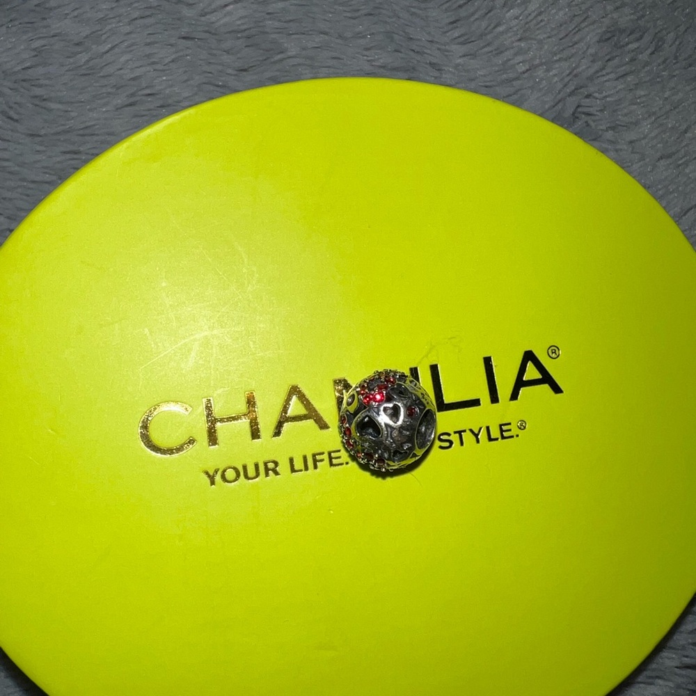 Chamilia Charm Red Hearts